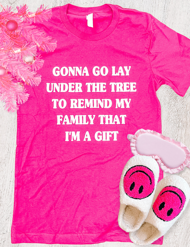 Lay Under Tree Pink Holiday Tee | Sassy Shortcake 