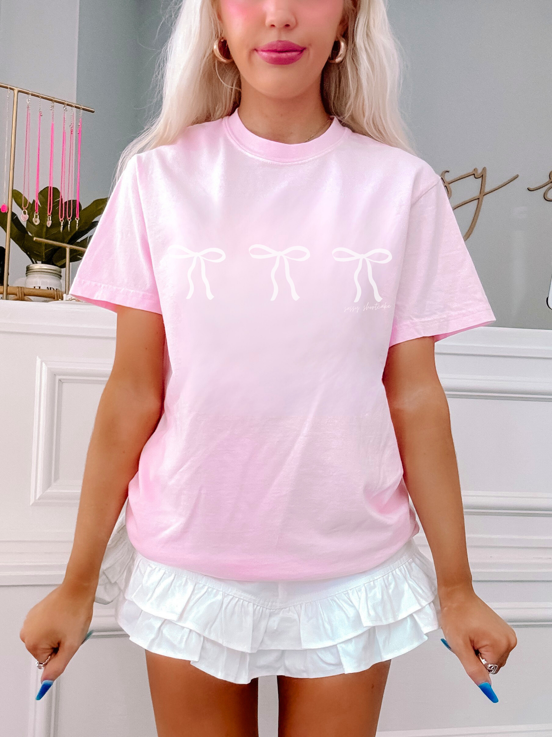 Blushing Bow Tee | Light Pink
