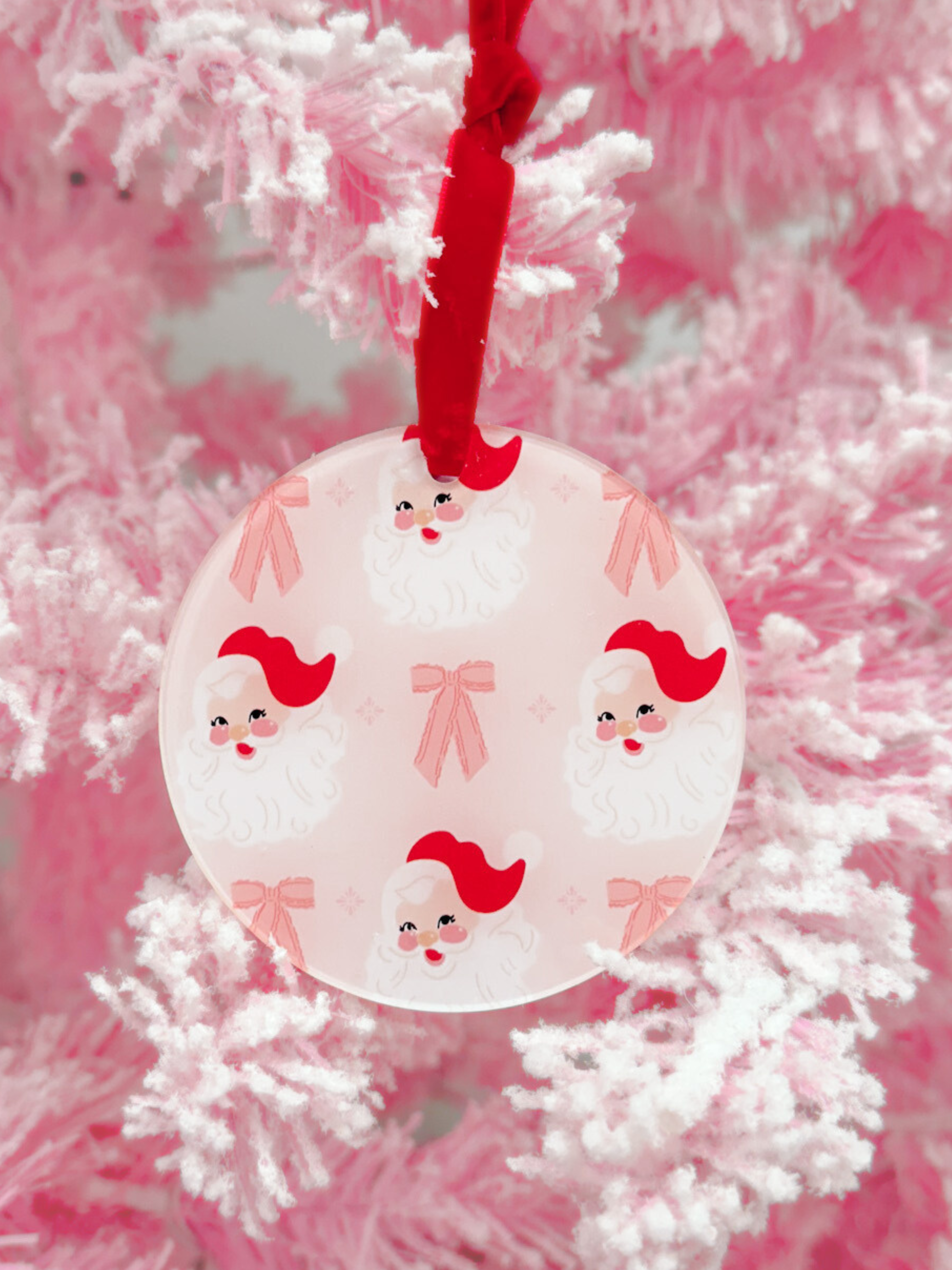 Circle Santa Ornament | Sassy Shortcake | sassyshortcake.com