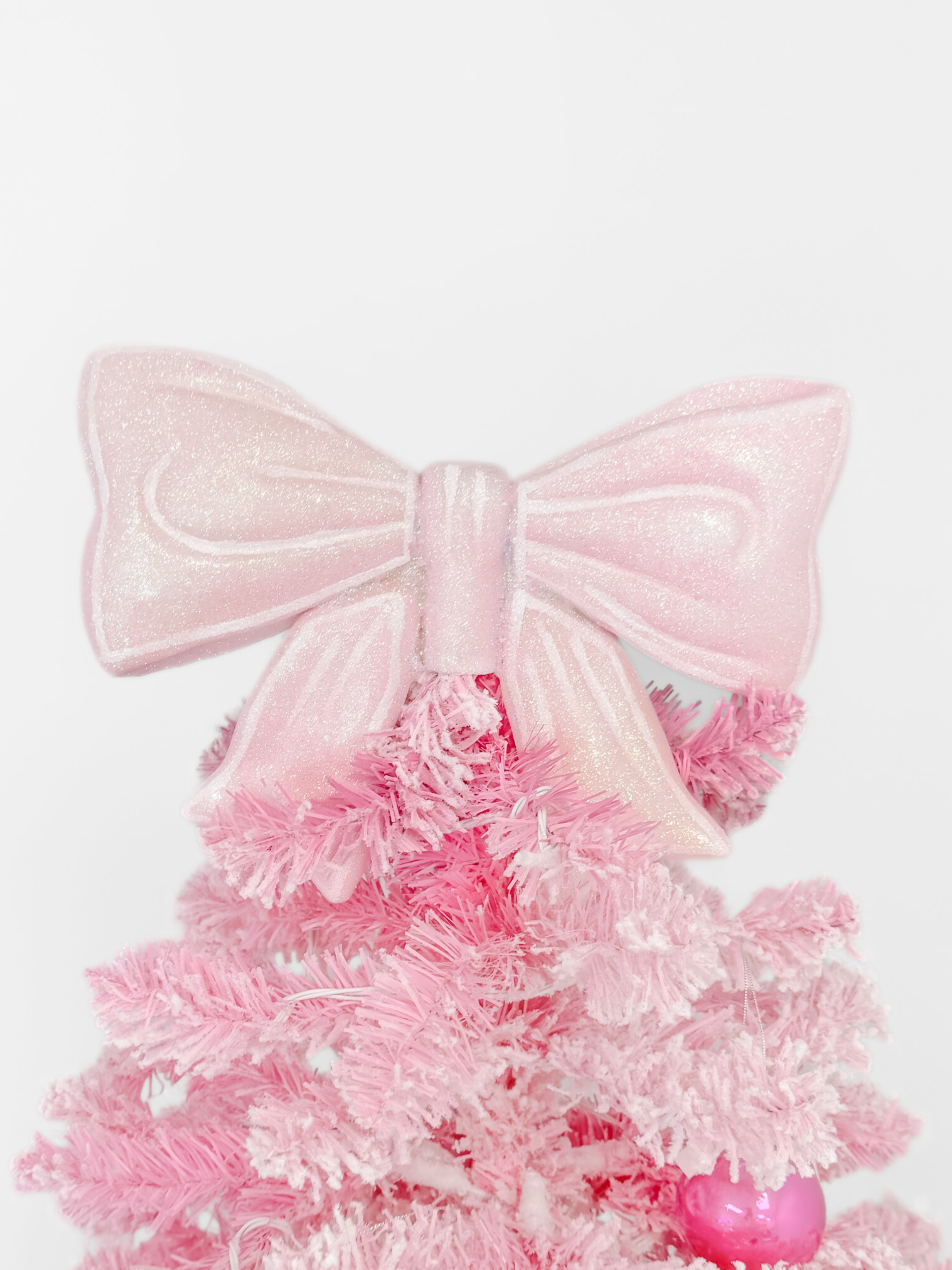 Glitter Bow Tree Topper | Sassy Shortcake | sassyshortcake.com
