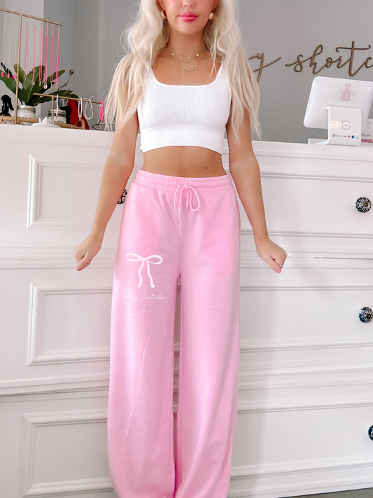 Sassy Bow Bubblegum Pink Sweatpants  | Sassy Shortcake Boutique | sassyshortcake.com
