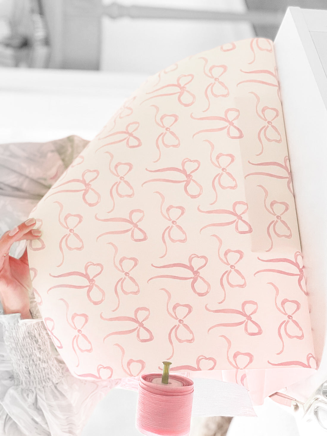 Sugar Bow Gift Wrap Set: Pink bow pattern wrapping paper roll.
