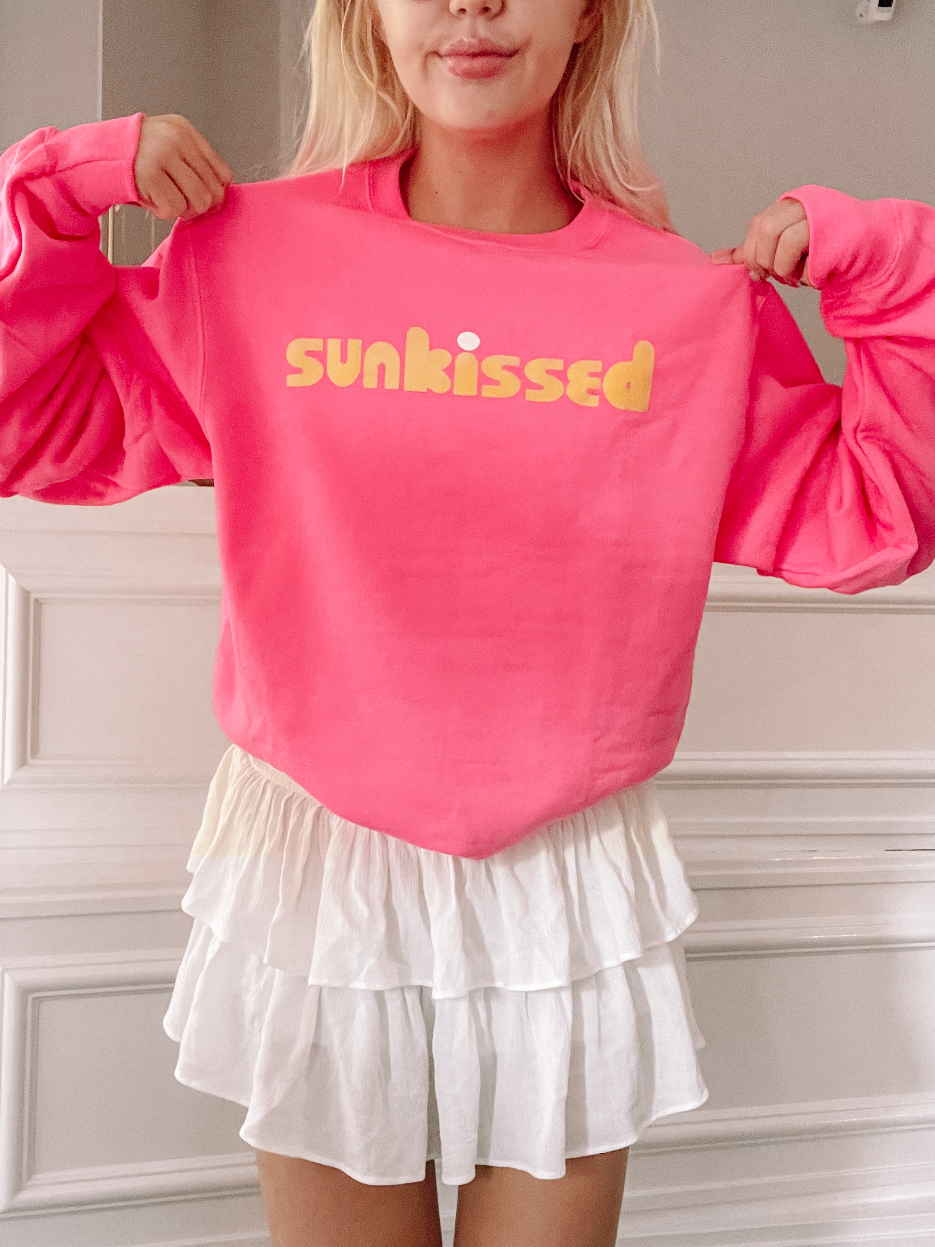 Sunkissed Sweatshirt | sassyshortcake.com