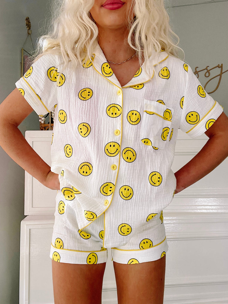 Smiley Dreams Smiley Face Shorts Pajama Set