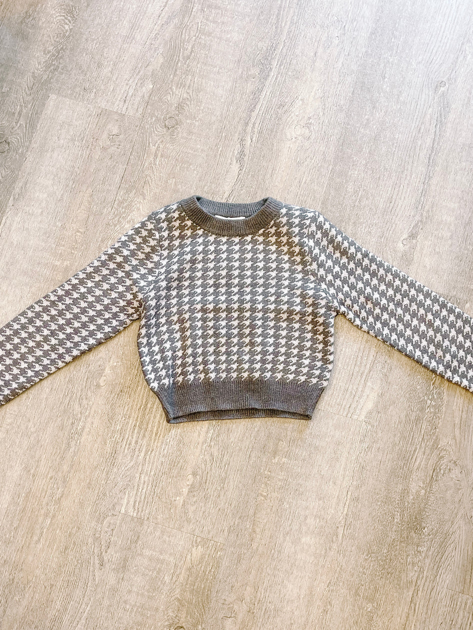 Gray and white houndstooth London Dreams cropped sweater
