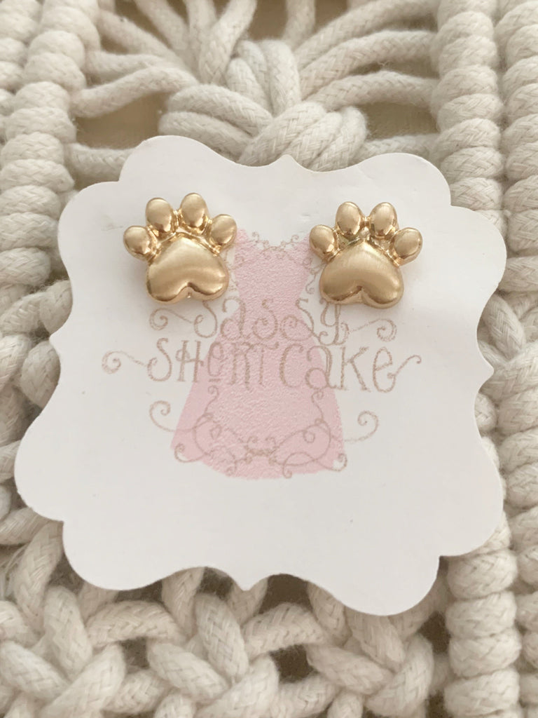 Sweet Dog Paw Earrings | sassyshortcake.com | Sassy Shortcake 